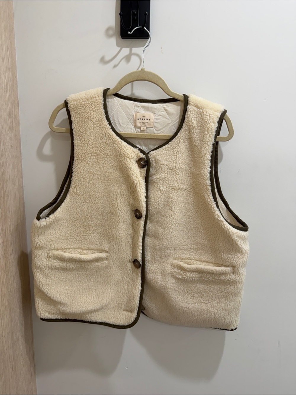 Sezane Cream Sherpa Vest with Green Trim